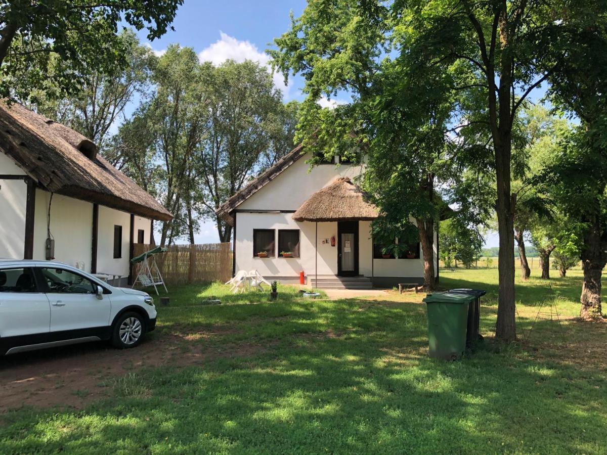 Patkos Motel Tiszafüred Zewnętrze zdjęcie