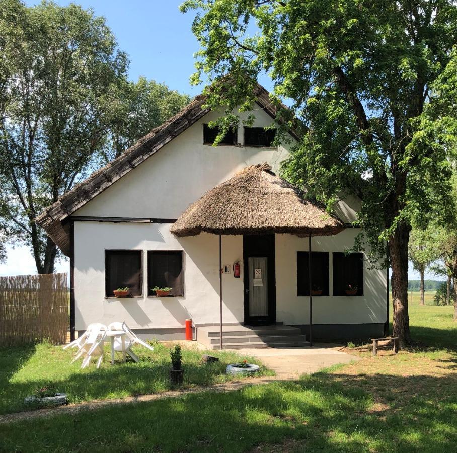 Patkos Motel Tiszafüred Zewnętrze zdjęcie
